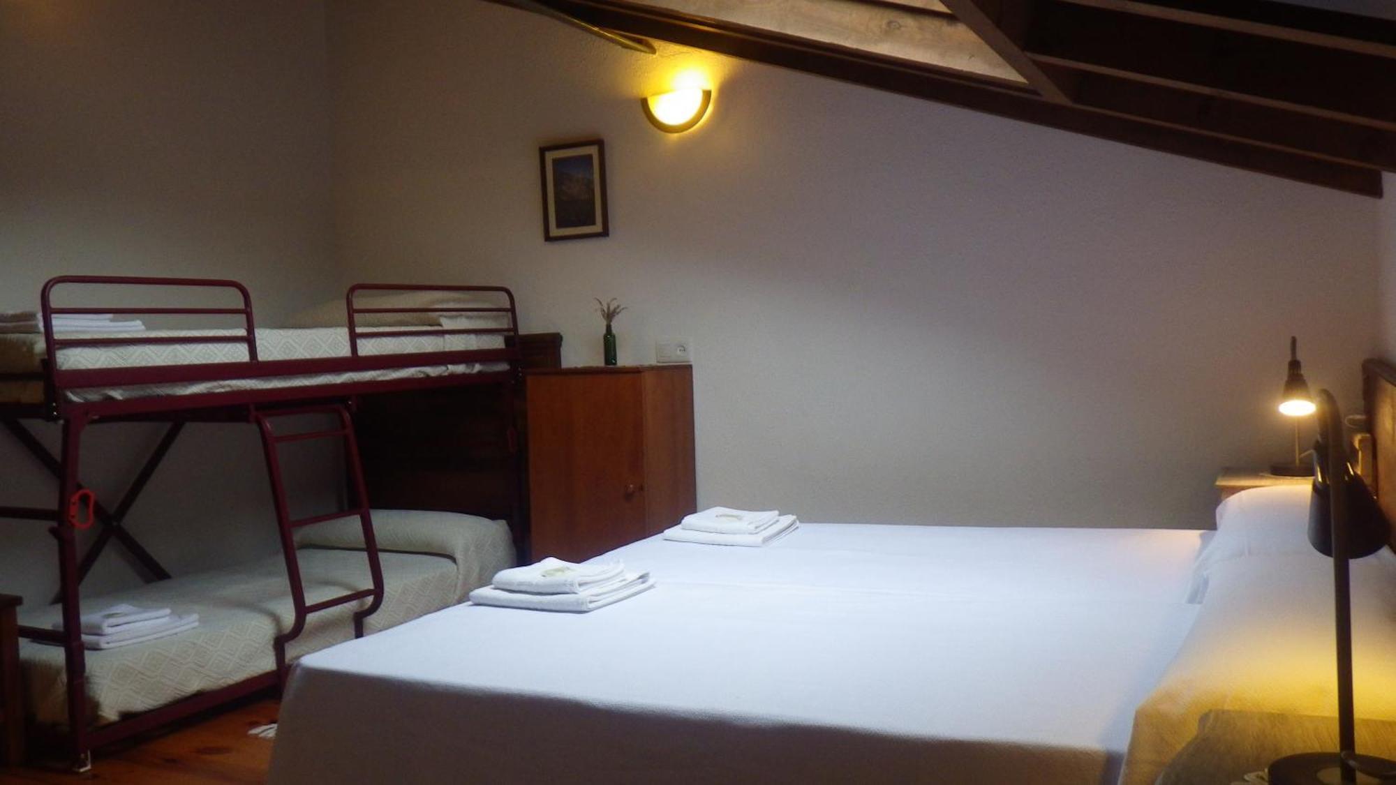 Casa de la Montaña Albergue Turístico Avín Quarto foto